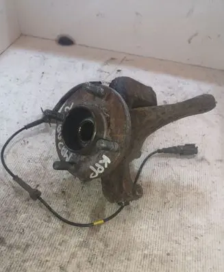 Mazda 2 Front wheel hub