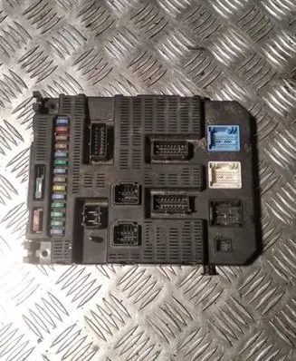 Citroen C2 Fuse module 9659285680