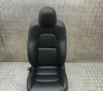 Tesla Model Y Front driver seat 1758653C1A