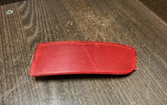 Rear tail light reflector