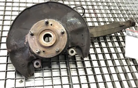 Honda Accord Front wheel hub spindle knuckle 