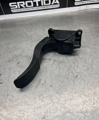 Mercedes-Benz Sprinter W906 Accelerator throttle pedal 0280755025 A4415000200