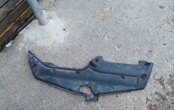 Toyota Prius (XW20) Radiator trim 5328947010 5328947020