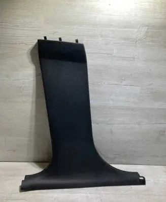 (B) pillar trim (bottom)