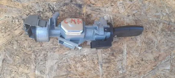 Ford Focus C-MAX Ignition lock 3M51-3F880-AD