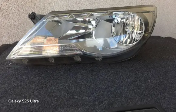 Volkswagen Tiguan Headlight/headlamp 5N1941031AC