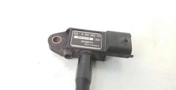 Opel Zafira B Exhaust gas pressure sensor 55198717 0281002771