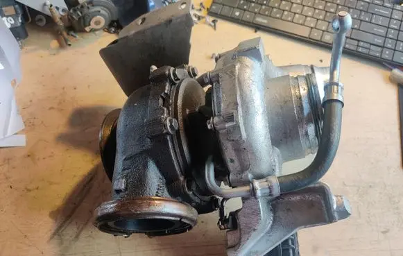 BMW X6 E71 Turbo 7799758608 779975808