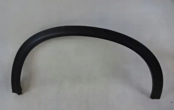 Suzuki Vitara (LY) Rear arch trim