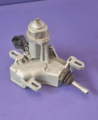 Smart ForTwo I Clutch slave cylinder 0003226V011 013981007101