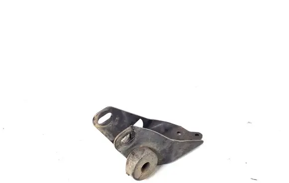 Toyota Avensis T270 Engine mounting bracket 12311-0R040