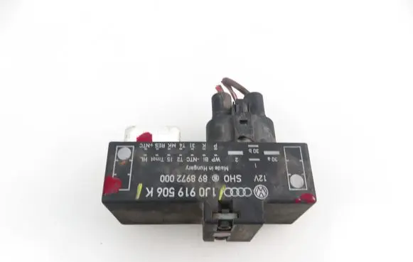 Volkswagen Golf IV Coolant fan relay 1J0919506K