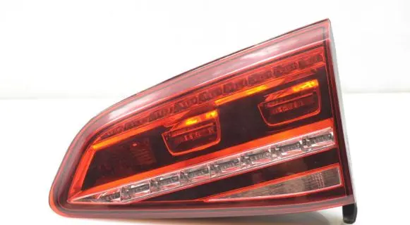 Volkswagen Golf VII Tailgate rear/tail lights 5G0945308G