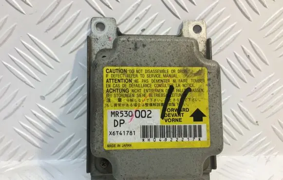 Mitsubishi Pajero Sport I Airbag control unit/module MR530002