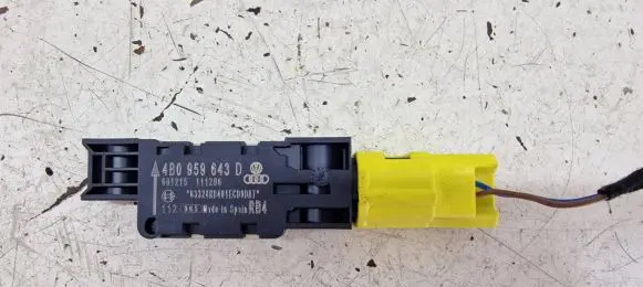 Audi A3 S3 8P Airbag deployment crash/impact sensor 4B0959643D