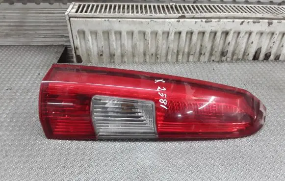 Volvo V70 Rear/tail lights 9154493EOE
