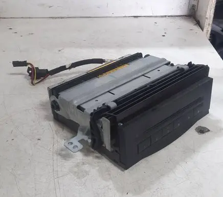 Mercedes-Benz ML W164 CD/DVD changer 