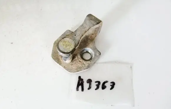 Seat Alhambra (Mk1) Rear door lock loop/hook striker 