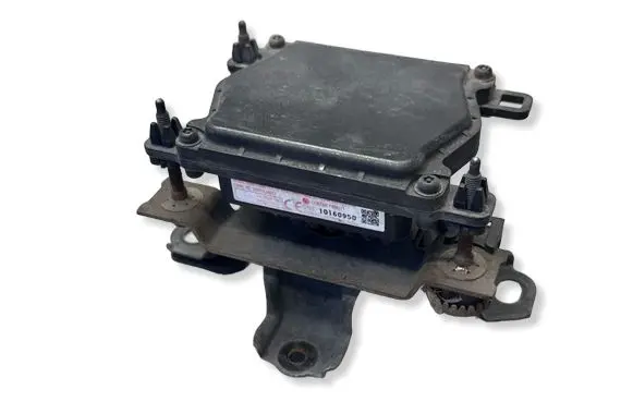 Toyota Prius+ (ZVW40) Distronic sensor radar 8821047050