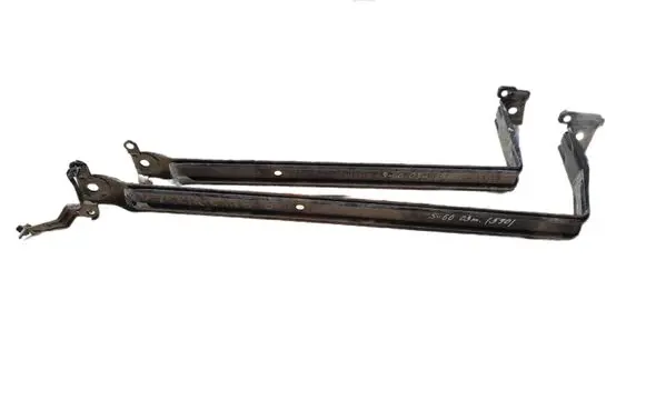 Volvo S60 Fuel tank mounting bracket 8674554 9475918