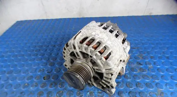 Volkswagen Golf VII Generator/alternator CART03L903023L 03L903023L 2612004E