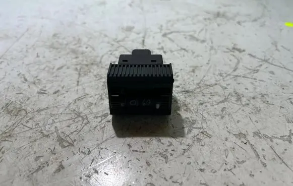 Volkswagen Amarok Light switch 2H0941333A 3415