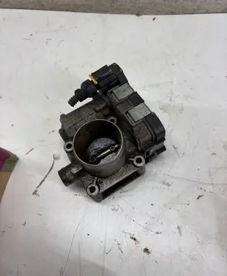 Fiat 500 Throttle body valve 5519278