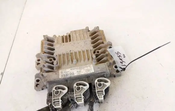 Ford Fiesta Engine control unit/module 8v2112a650ec 8v21-12a650-ec