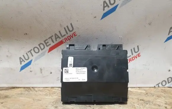 BMW 5 G30 G31 Climate control unit 6842578 64116842578