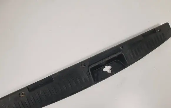 Chrysler Town u0026 Country V Trunk/boot lower side trim panel