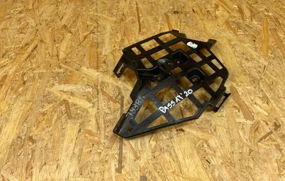 Volkswagen PASSAT B8 Front bumper mounting bracket 3G0807178D