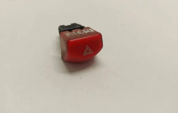 Nissan Micra Hazard light switch 06019