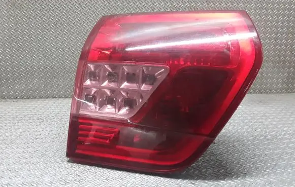 Citroen C5 Tailgate rear/tail lights