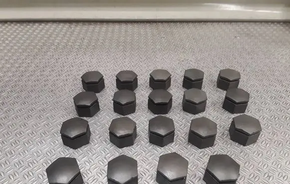 Opel Insignia A Wheel nut cap/cover 