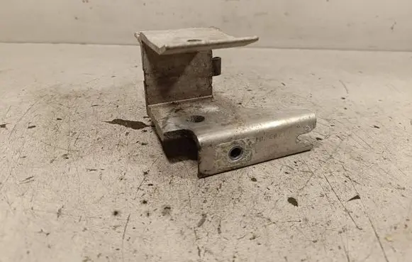 BMW 4 F32 F33 Radiator mount bracket 7245796