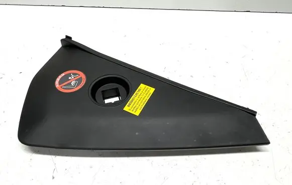 Nissan Qashqai Dashboard side end trim 68498JD900