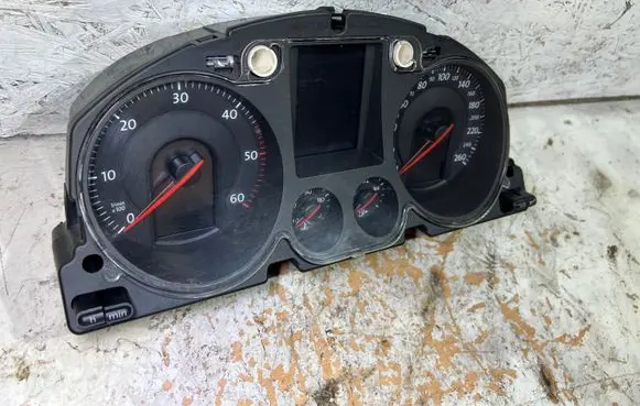 Volkswagen PASSAT B6 Speedometer (instrument cluster) A2C53145550