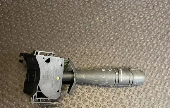 Renault Espace IV Wiper control stalk 8200012244 3E4LMEN3 34448501AY