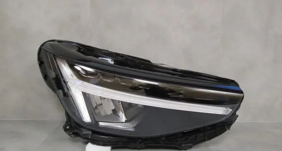 Volvo XC40 Headlight/headlamp P32404666 32404666 T167500321532