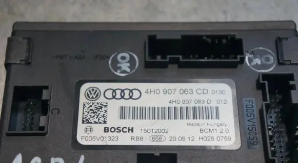 Audi A8 S8 D4 4H Comfort/convenience module 4H0907063CD