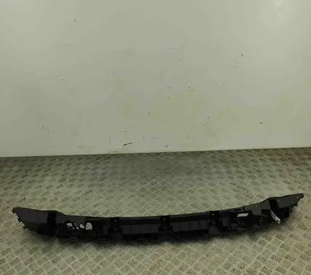 Audi Q8 Rear bumper mounting bracket 4M8807458B
