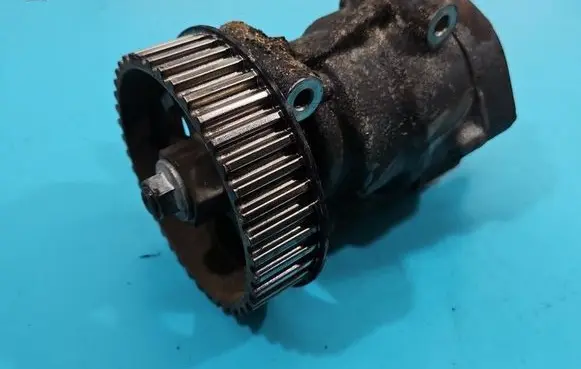 Renault Clio III Fuel injection high pressure pump R9042A070A IMPRK1584250