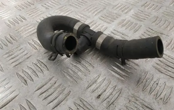 Mercedes-Benz Vito Viano W447 Engine coolant pipe/hose A4479970074