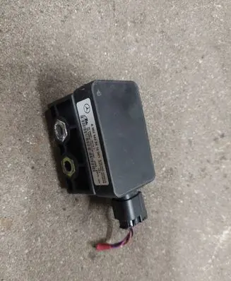 Mercedes-Benz C W203 ESP acceleration yaw rate sensor A0025429418Q01 10095001141