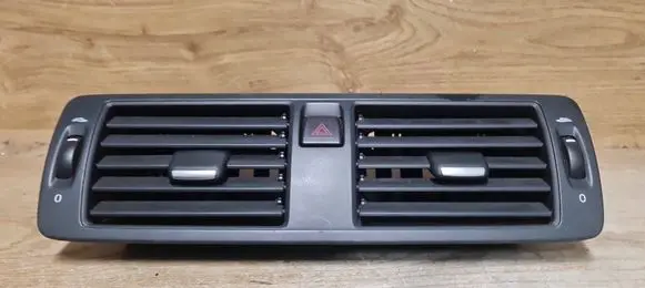 Volvo V50 Dash center air vent grill 39863758