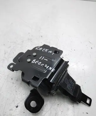 Nissan Qashqai Middle seatbelt (rear) 88854JD000