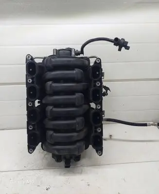 BMW 7 E65 E66 Intake manifold 6668222
