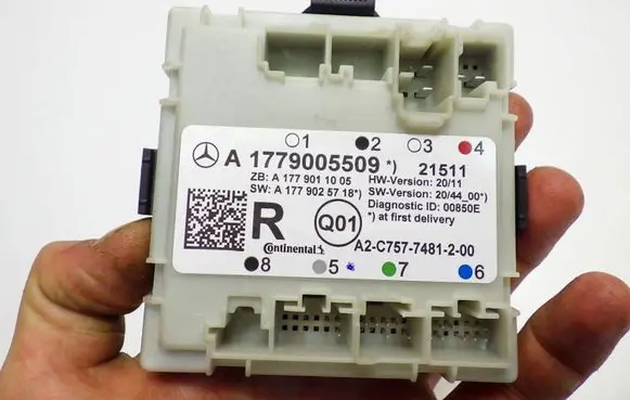 Mercedes-Benz CLA C118 X118 Door control unit/module A1779005509
