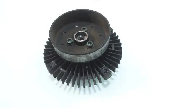 Volkswagen PASSAT B5 Viscous fan clutch 06B121347