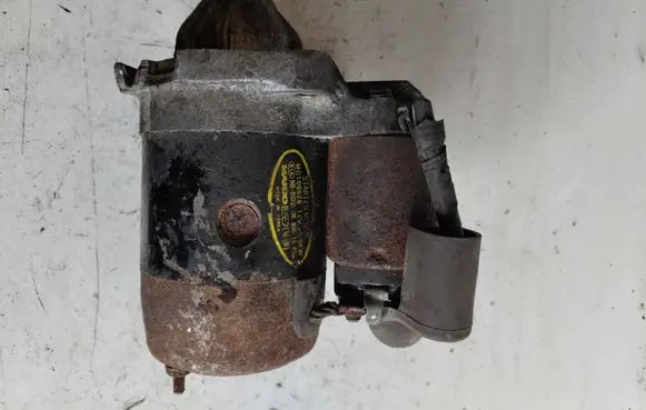 KIA Sephia Starter motor MC109028